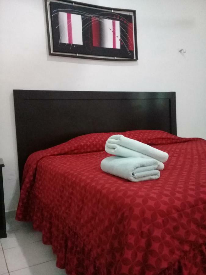 Hotel 41 Valladolid Вальядолид Экстерьер фото